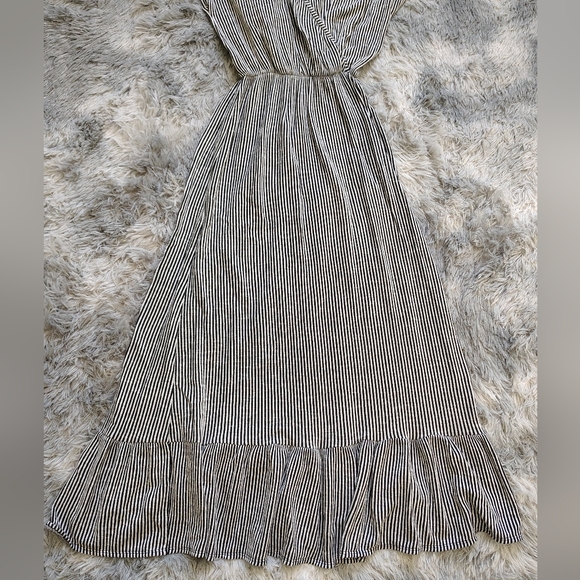 Caution to the Wind Women's Medium Black Ribbed Wrap Maxi Dress - Picture 3 of 16